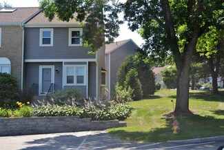 16 Oakwood Cir Unit 4, Goffstown, NH 03045