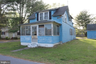42 Woodland Ave, Ocean View, DE 19970