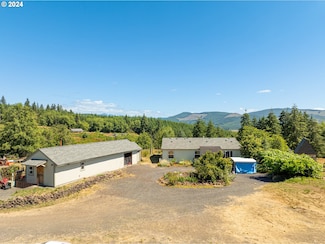 424 Maranatha Rd, Kelso, WA 98626