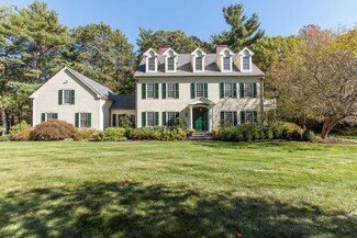 9 Francis St, Dover, MA 02030
