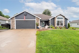 319 W 26th St, Eudora, KS 66025