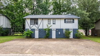 8300 Woodview Dr E, Sherwood, AR 72120