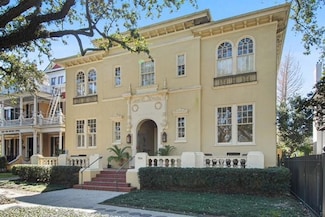 7014 St Charles Ave Unit B, New Orleans, LA 70118
