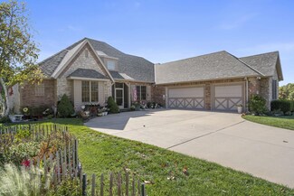 3284 W Ridge Run, Springfield, MO 65810