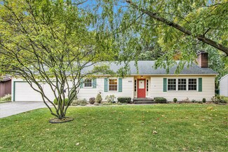 5525 Clato St, Kalamazoo, MI 49004