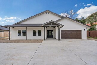 9391 Los Coches Rd, Lakeside, CA 92040