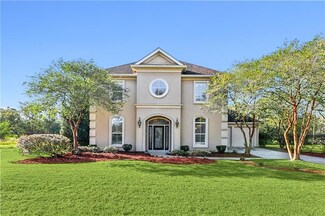51 Forest Oaks Dr, New Orleans, LA 70131