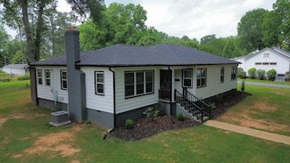 202 Pine St, Gaffney, SC 29340