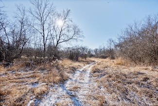 LT1 Sunset View, Waukesha, WI 53189