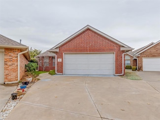 984 Pinebrooke Ct, Norman, OK 73072