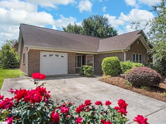 211 Ashton Dr, Moore, SC 29369