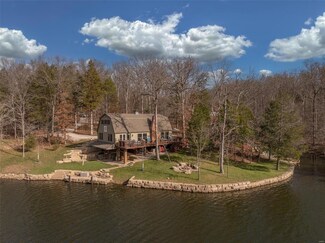 291 E Wanderfern Circle Dr, Innsbrook, MO 63390