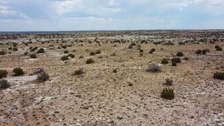 02 Pinto Rd, Winslow, AZ 86047