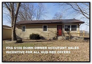 431 Ash St, Sparta, MO 65753