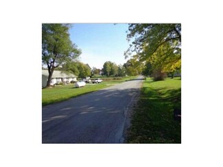102 E Maple St, Polo, MO 64671