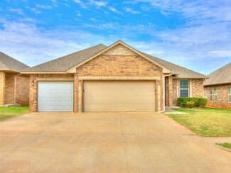 8017 NW 159th St, Edmond, OK 73013