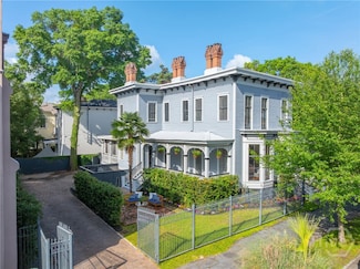 121 W Bolton St, Savannah, GA 31401