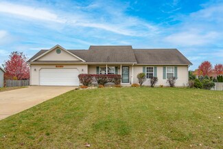 52162 Chardonnay St, Paw Paw, MI 49079