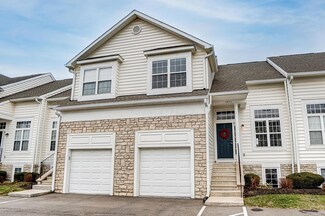 5833 Stallion Dr Unit 5-5833, New Albany, OH 43054