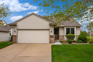 599 Sycamore Cir, Saline, MI 48176
