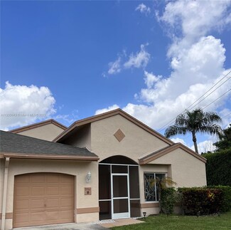 9761 Boca Gardens Cir N Unit B, Boca Raton, FL 33496