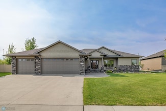 695 20 1 2 Ave E, West Fargo, ND 58078