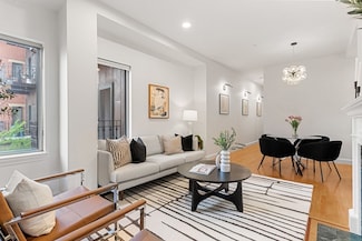 2 Clarendon St Unit 508, Boston, MA 02116