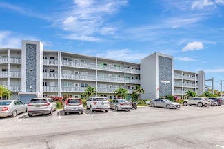 453 Richmond F, Deerfield Beach, FL 33442