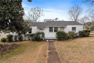 306 S Elm St, Pendleton, SC 29670