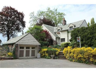 7 Far View Hills Rd, Rochester, NY 14620