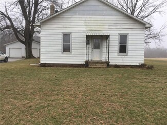 10381 E Gibbs Ave, Rosedale, IN 47874