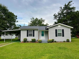 116 Branch Dr, Fitzgerald, GA 31750