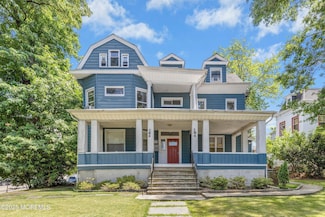 184 N Walnut St, East Orange, NJ 07017