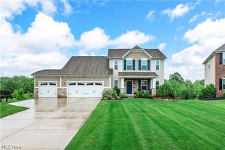 8001 Megan Meadow Dr, Hudson, OH 44236