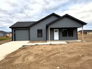 1201 Nautical Dr, Salina, KS 67401