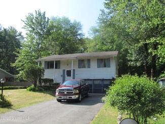 134 Hutchins Rd, Ballston Spa, NY 12020