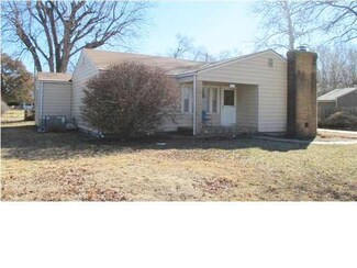 726 N Line St, Belle Plaine, KS 67013