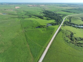 W 325th St, Lebo, KS 66856