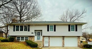1010 S Grant Ave, Marshall, MO 65340