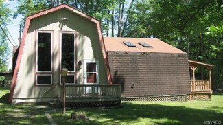 8234 Woodside Dr, Caneadea, NY 14717