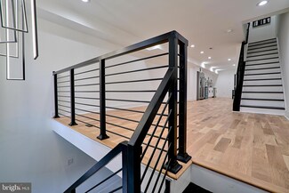 1810 N Bond St, Baltimore, MD 21213