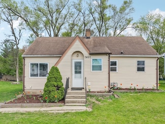 7407 Seminole Dr, Wonder Lake, IL 60097