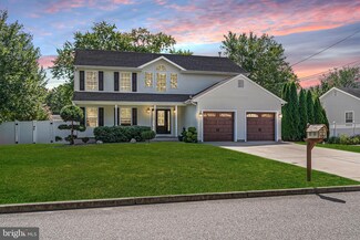 1093 Hawser Ave, Manahawkin, NJ 08050