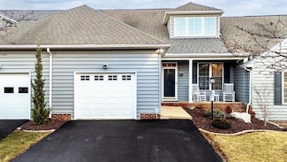 17 Vista View Ln, Staunton, VA 24401