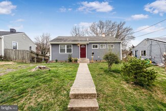 6714 Fairwood Rd, Hyattsville, MD 20784
