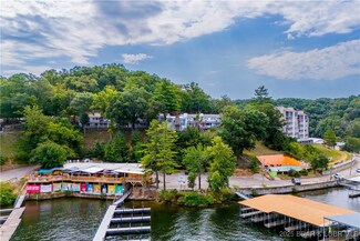 91 Wheel House Cir Unit 16, Lake Ozark, MO 65049