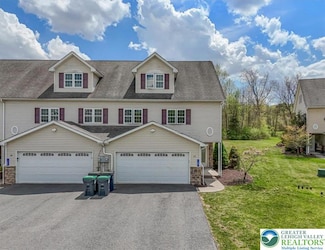 127 Sciota Garden Rd, Sciota, PA 18354
