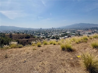 4751 Round Top Dr, Glendale, CA 91205