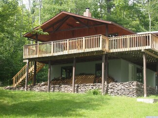 46 Point Breeze Ave, Hunter, NY 12442