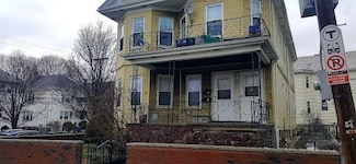 562 Main St, Medford, MA 02155